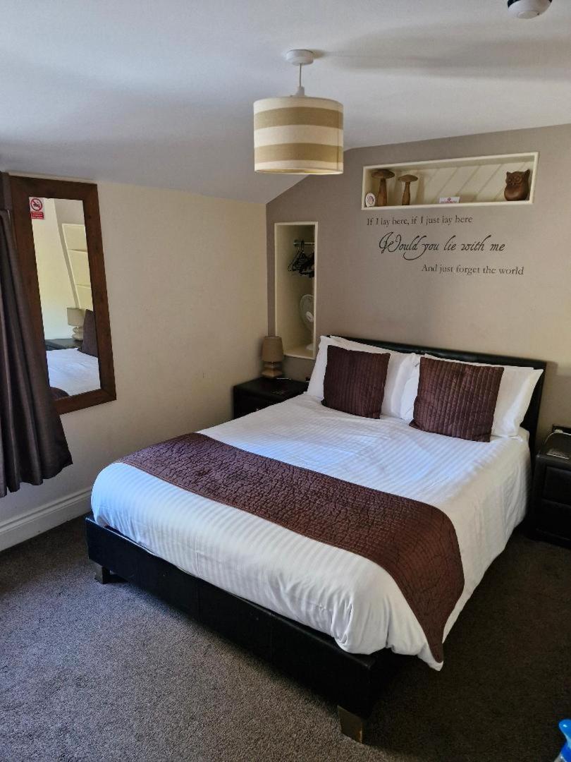 The Court House Inn Thrapston  Eksteriør bilde